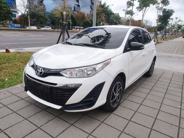 TOYOTA豐田 YARIS  第1張相片