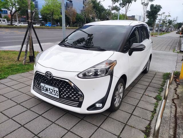 TOYOTA豐田 SIENTA  第1張相片