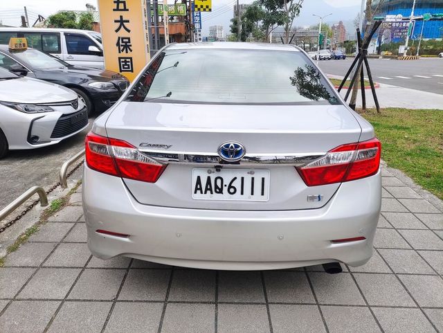 TOYOTA豐田 CAMRY HYBRID  第4張相片