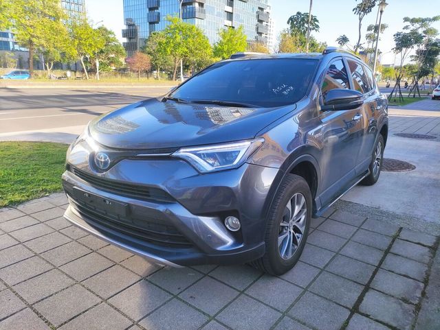 TOYOTA豐田 RAV4  第1張相片