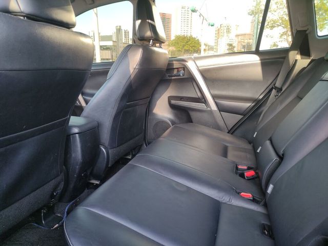 TOYOTA豐田 RAV4  第10張相片