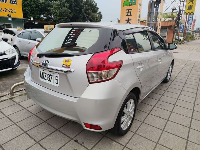 TOYOTA豐田 YARIS  第2張相片