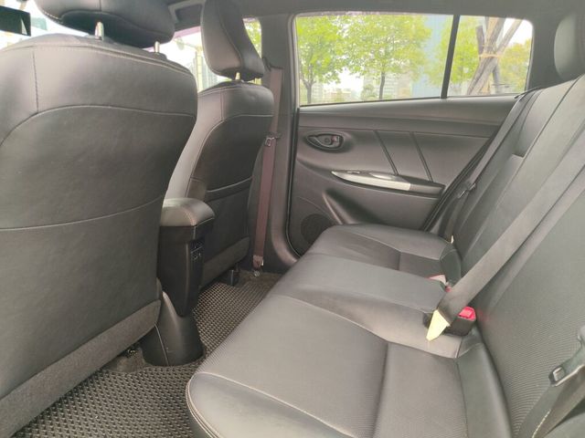 TOYOTA豐田 YARIS  第7張相片