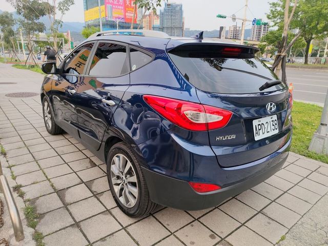 HYUNDAI現代 IX35  第9張相片