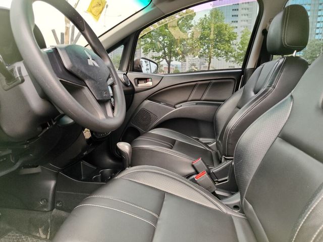 MITSUBISHI三菱 COLT PLUS  第8張相片