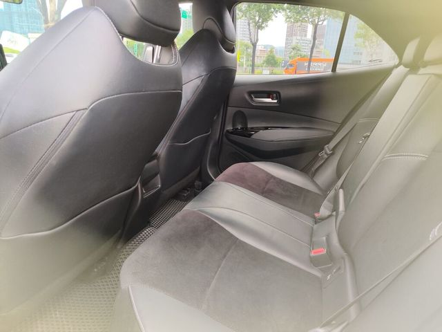 TOYOTA豐田 AURIS  第7張相片
