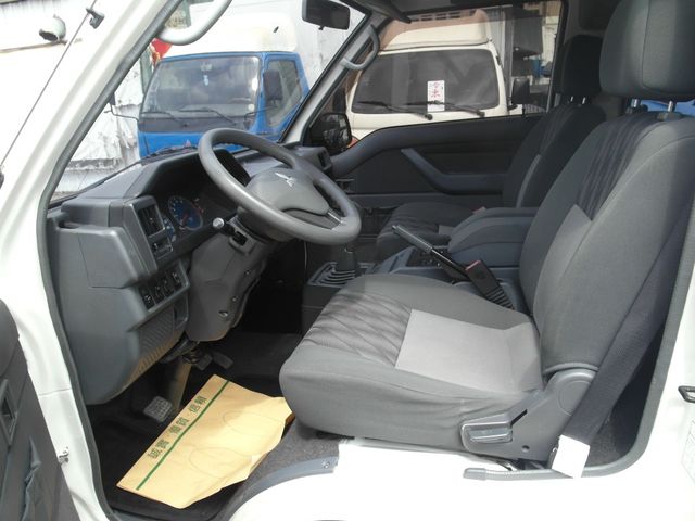 MITSUBISHI三菱 DELICA  第9張相片