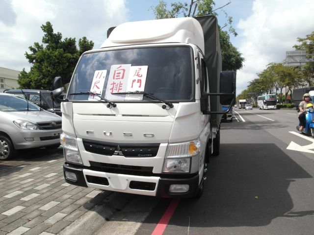 MITSUBISHI三菱 CANTER  第1張相片