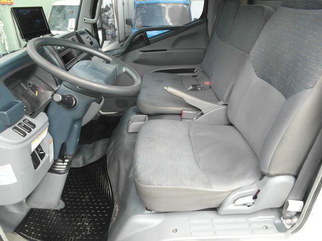 MITSUBISHI三菱 CANTER  第6張相片
