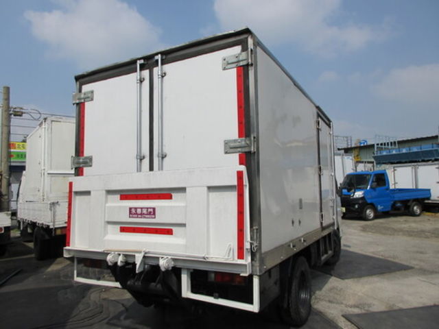 MITSUBISHI三菱 CANTER  第2張相片