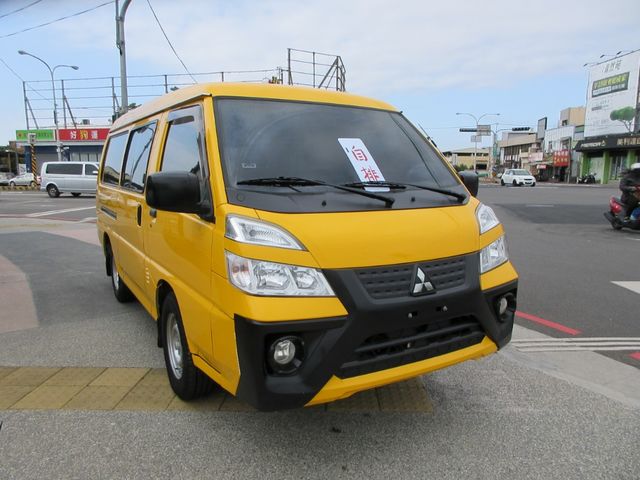 MITSUBISHI三菱 DELICA  第3張相片