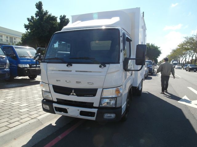 MITSUBISHI三菱 CANTER  第1張相片