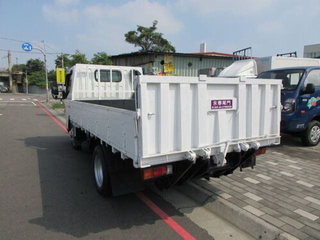 MITSUBISHI三菱 CANTER  第4張相片