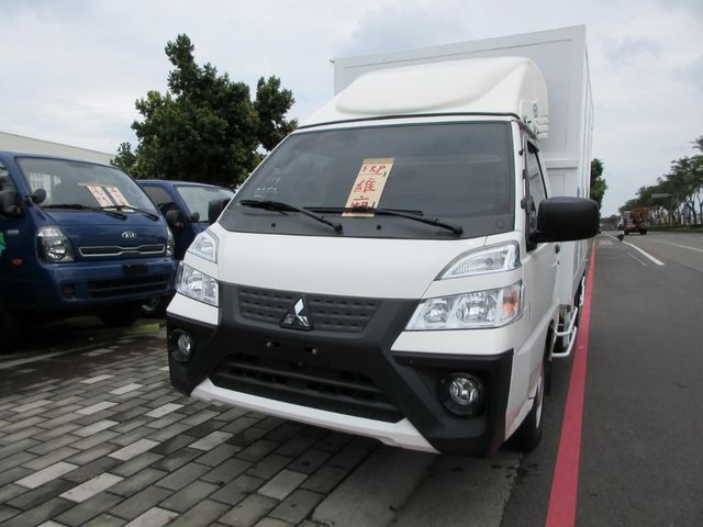 MITSUBISHI三菱 DELICA  第1張相片