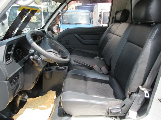 MITSUBISHI三菱 DELICA  第4張相片