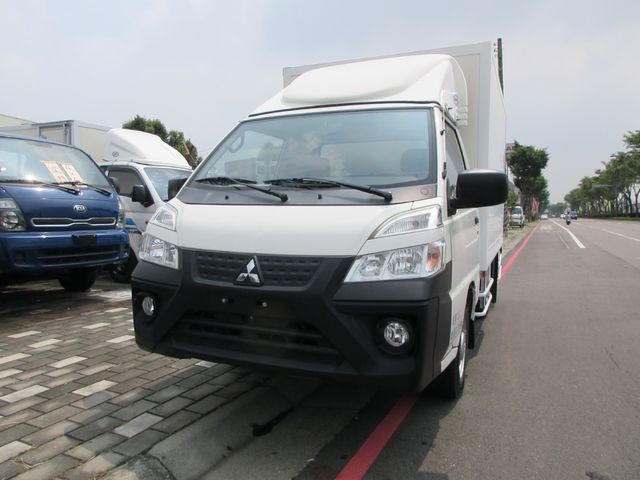 MITSUBISHI三菱 DELICA  第1張相片