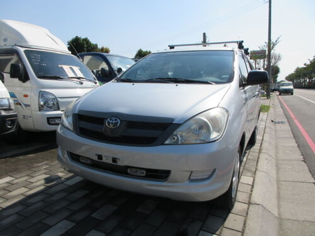 TOYOTA豐田 INNOVA  第1張相片