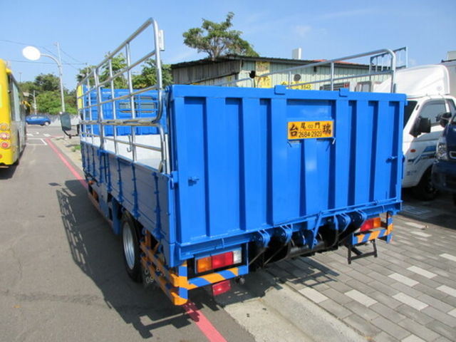 MITSUBISHI三菱 CANTER  第4張相片