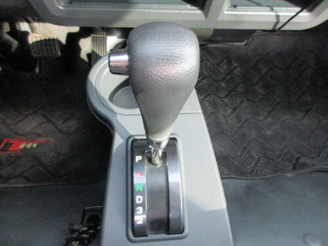 MITSUBISHI三菱 DELICA  第10張相片