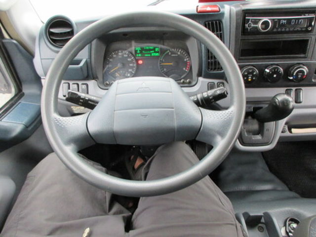 MITSUBISHI三菱 CANTER  第14張相片