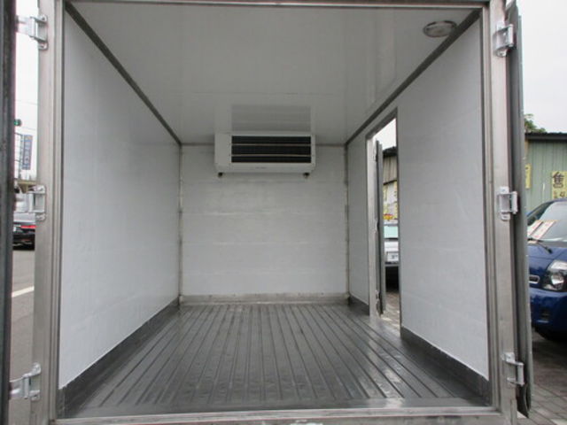 MITSUBISHI三菱 DELICA  第8張相片