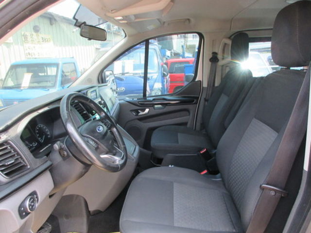 FORD福特 TOURNEO CUSTOM  第5張相片