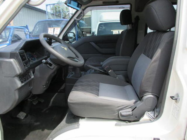 MITSUBISHI三菱 DELICA  第5張相片