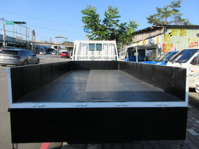 MITSUBISHI三菱 CANTER  第7張相片