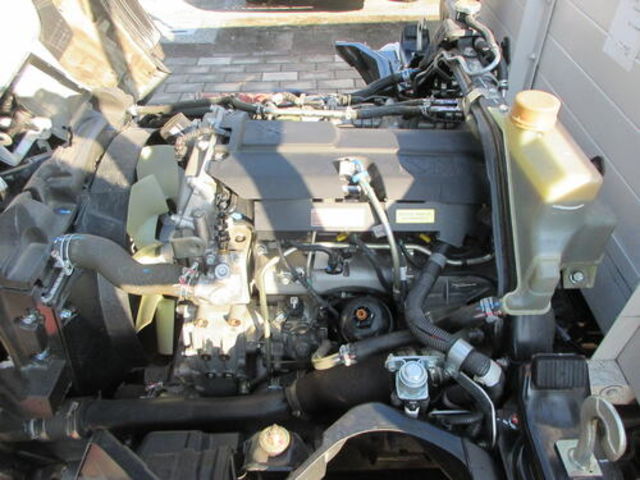MITSUBISHI三菱 CANTER  第8張相片