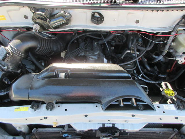 TOYOTA豐田 HIACE  第11張相片