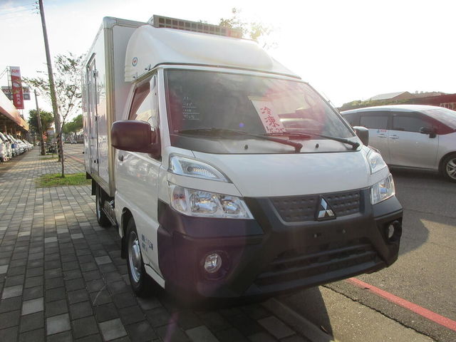 MITSUBISHI三菱 DELICA  第3張相片