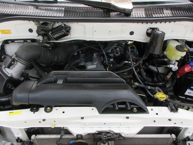 TOYOTA豐田 HIACE  第9張相片