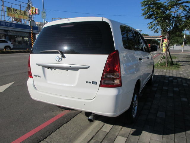 TOYOTA豐田 INNOVA  第2張相片