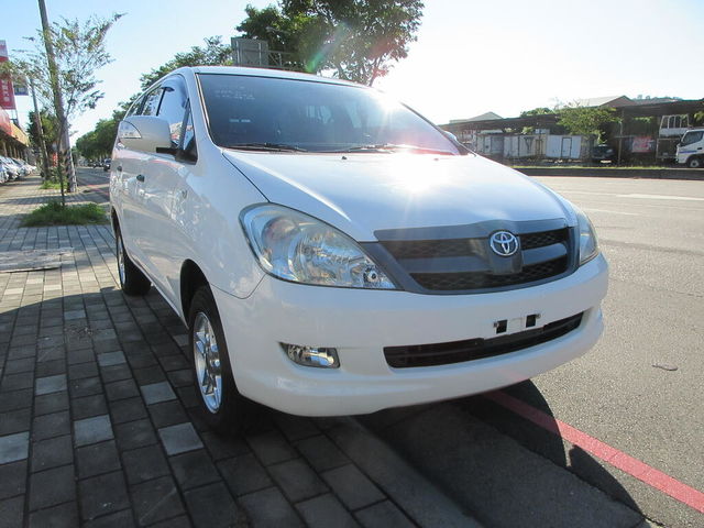 TOYOTA豐田 INNOVA  第3張相片