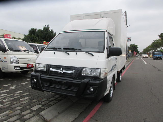 MITSUBISHI三菱 DELICA  第1張相片