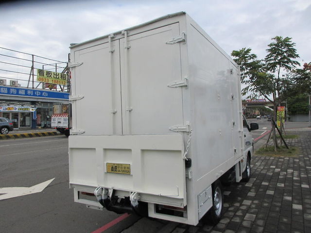 MITSUBISHI三菱 DELICA  第2張相片