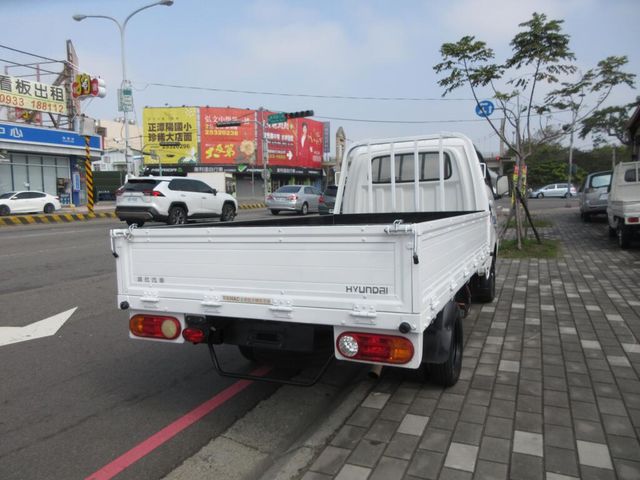 HYUNDAI現代 PORTER  第3張相片