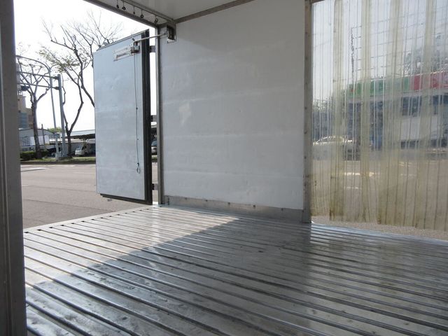 MITSUBISHI三菱 DELICA  第17張相片