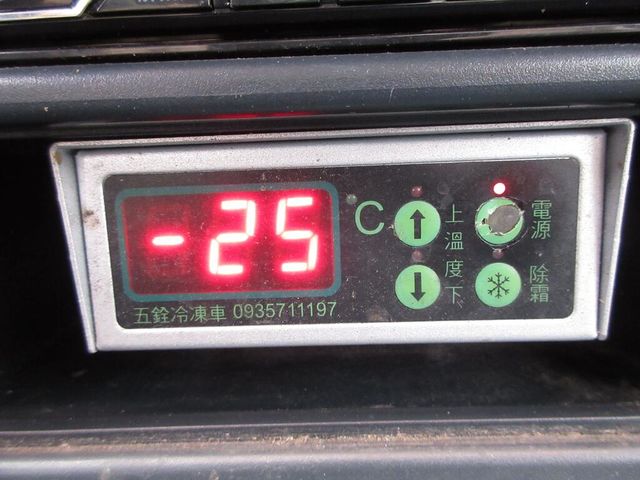 MITSUBISHI三菱 DELICA  第23張相片