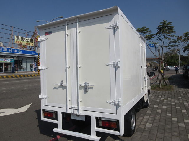 MITSUBISHI三菱 DELICA  第3張相片