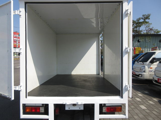 MITSUBISHI三菱 DELICA  第13張相片