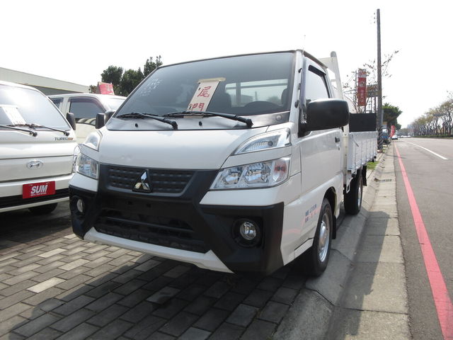 MITSUBISHI三菱 DELICA  第1張相片