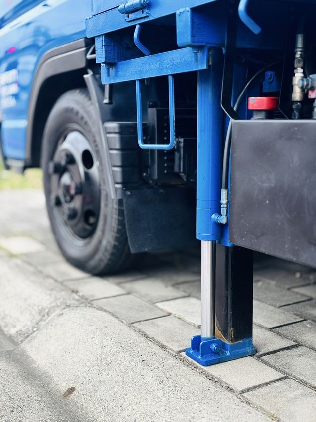 MITSUBISHI三菱 CANTER  第10張相片