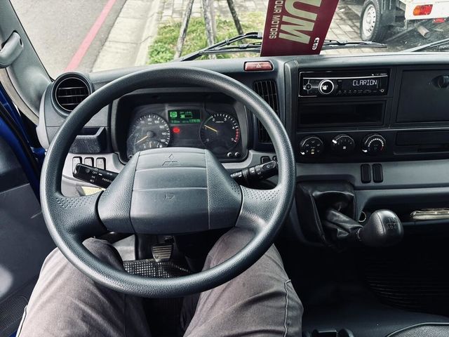 MITSUBISHI三菱 CANTER  第16張相片