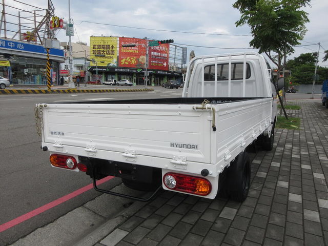 HYUNDAI現代 PORTER  第2張相片