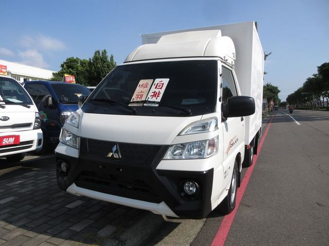 MITSUBISHI三菱 DELICA  第1張相片