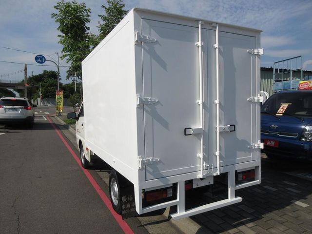 MITSUBISHI三菱 DELICA  第4張相片