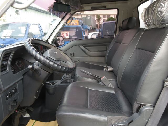 MITSUBISHI三菱 DELICA  第5張相片