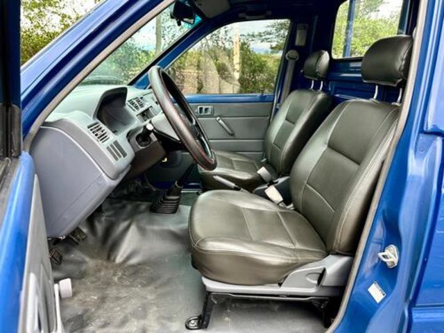 TOYOTA豐田 ZACE SURF  第5張相片