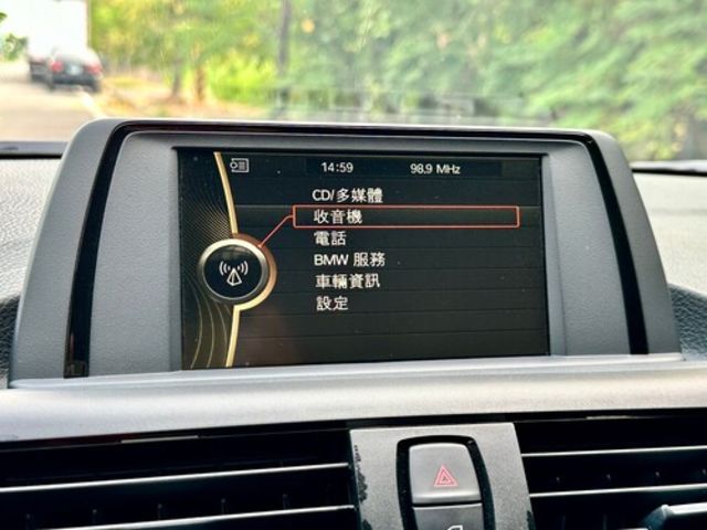 BMW寶馬 116I  第16張相片